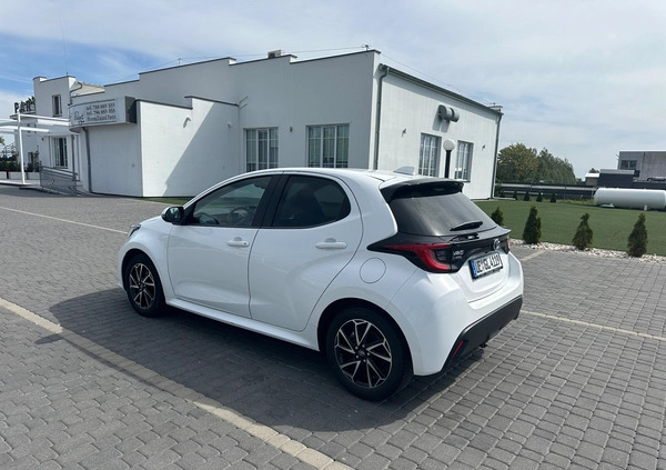 Toyota Yaris cena 69900 przebieg: 31000, rok produkcji 2021 z Brzozów małe 301